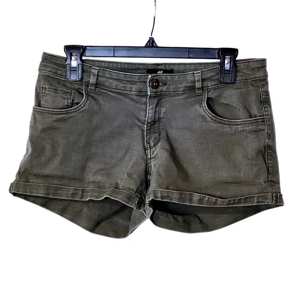H&M Shorts Hm Olive Green Twill Cuffed Shorts Womens Size